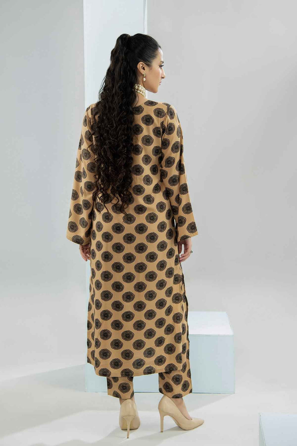 Sand Bloom – Crepe 2 Piece Stitched Suit YL 26