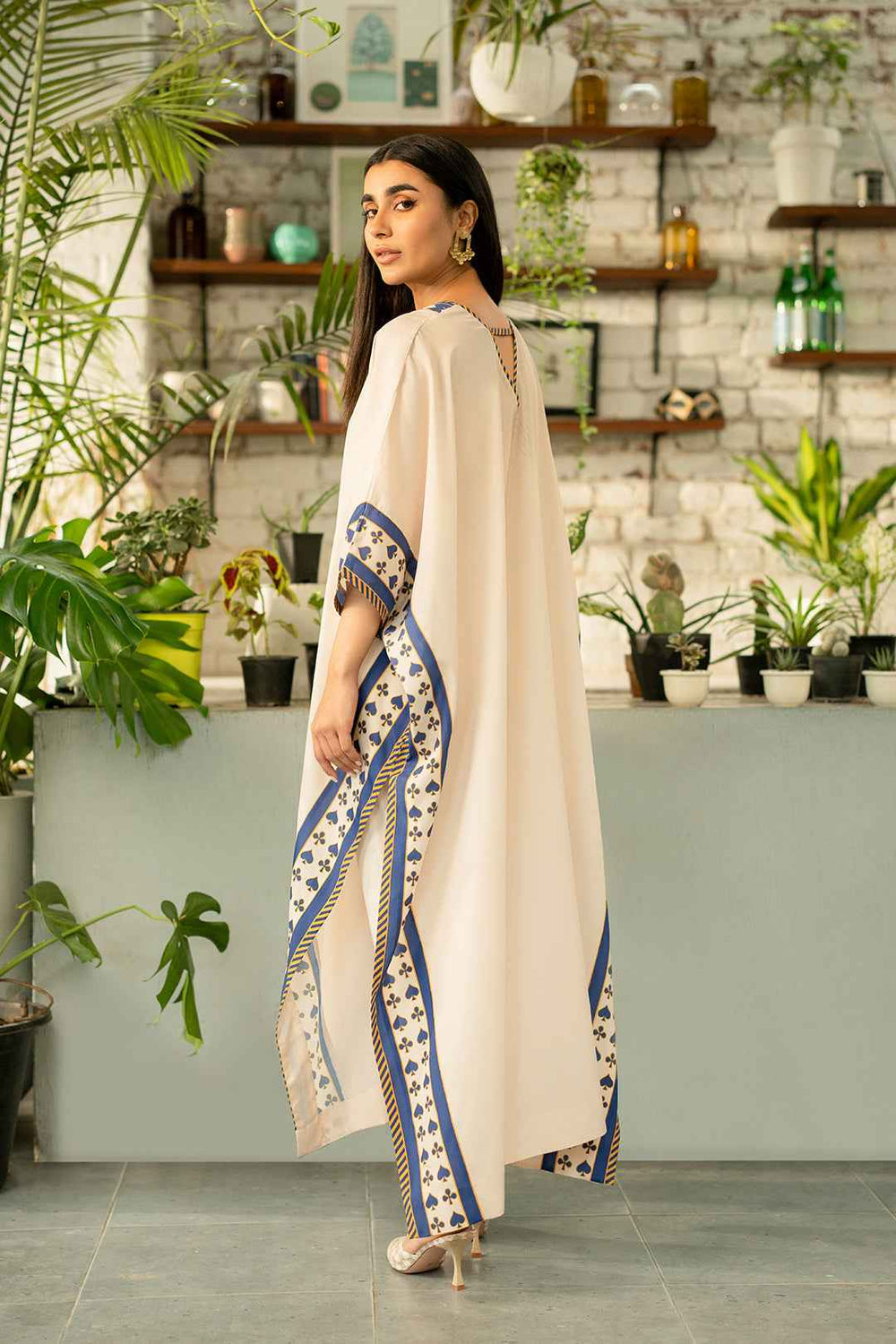 Luxury Resort Wear Kaftan with Ethnic Print Trim ( YL- 58 )