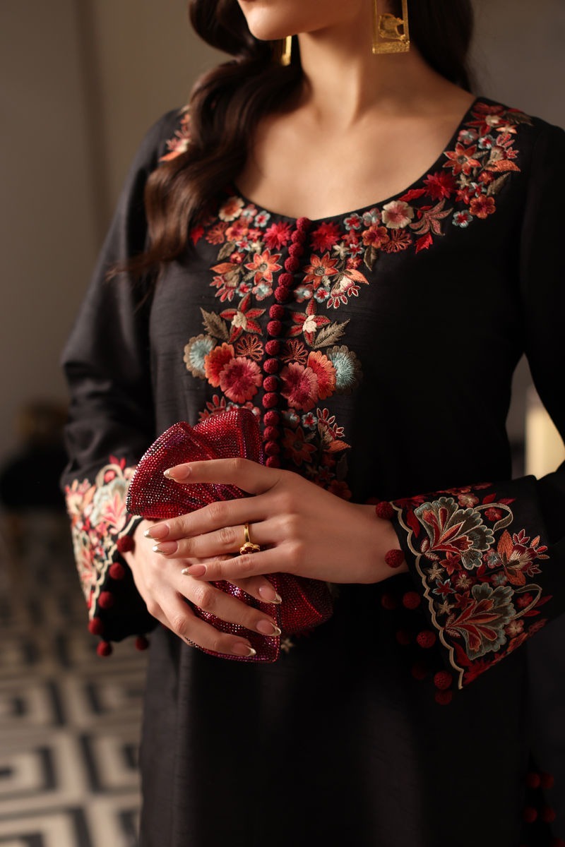 Naqsh Embroidered Raw Silk 3 Pcs Dress