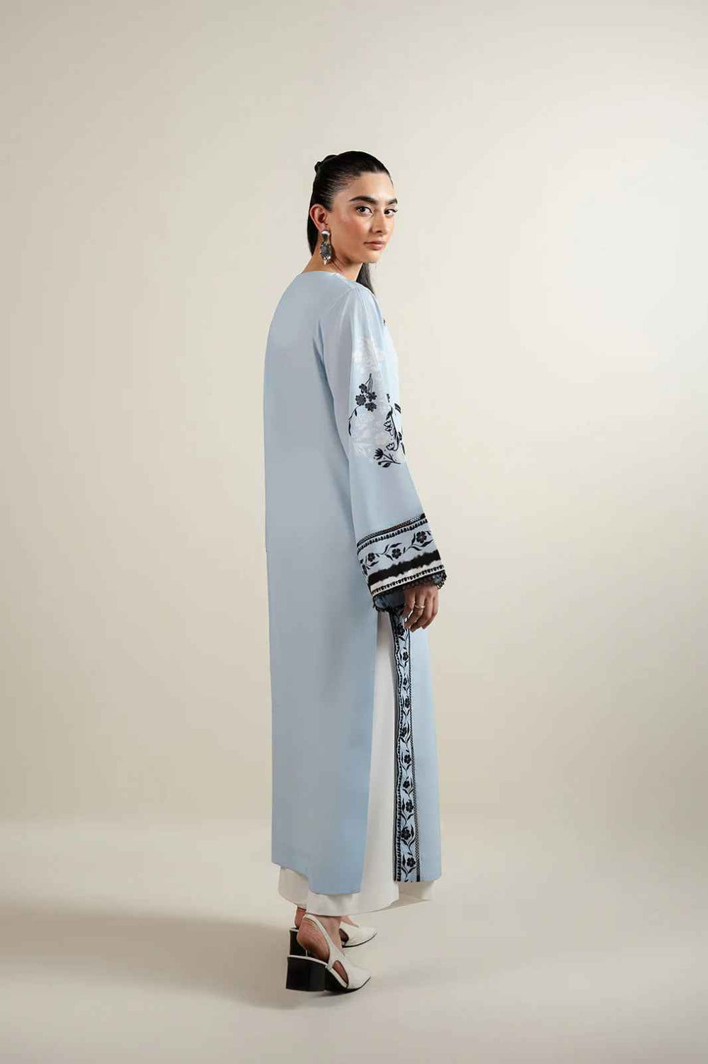 Icy Blue Kurta with Ebony & Ivory Block Print YL-91