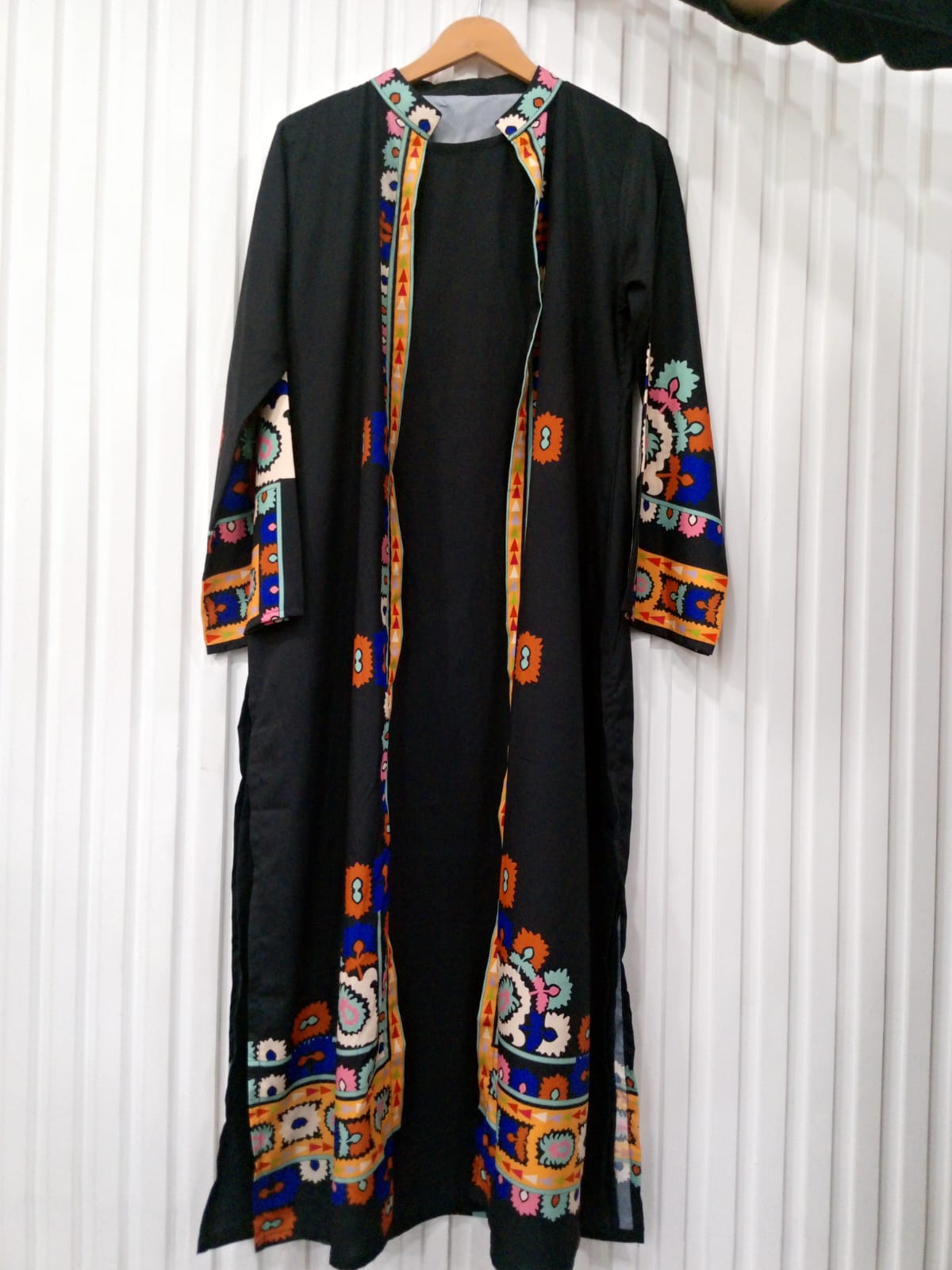 Black Ethnic Print Long Shrug 2-Piece Set (YL 13)
