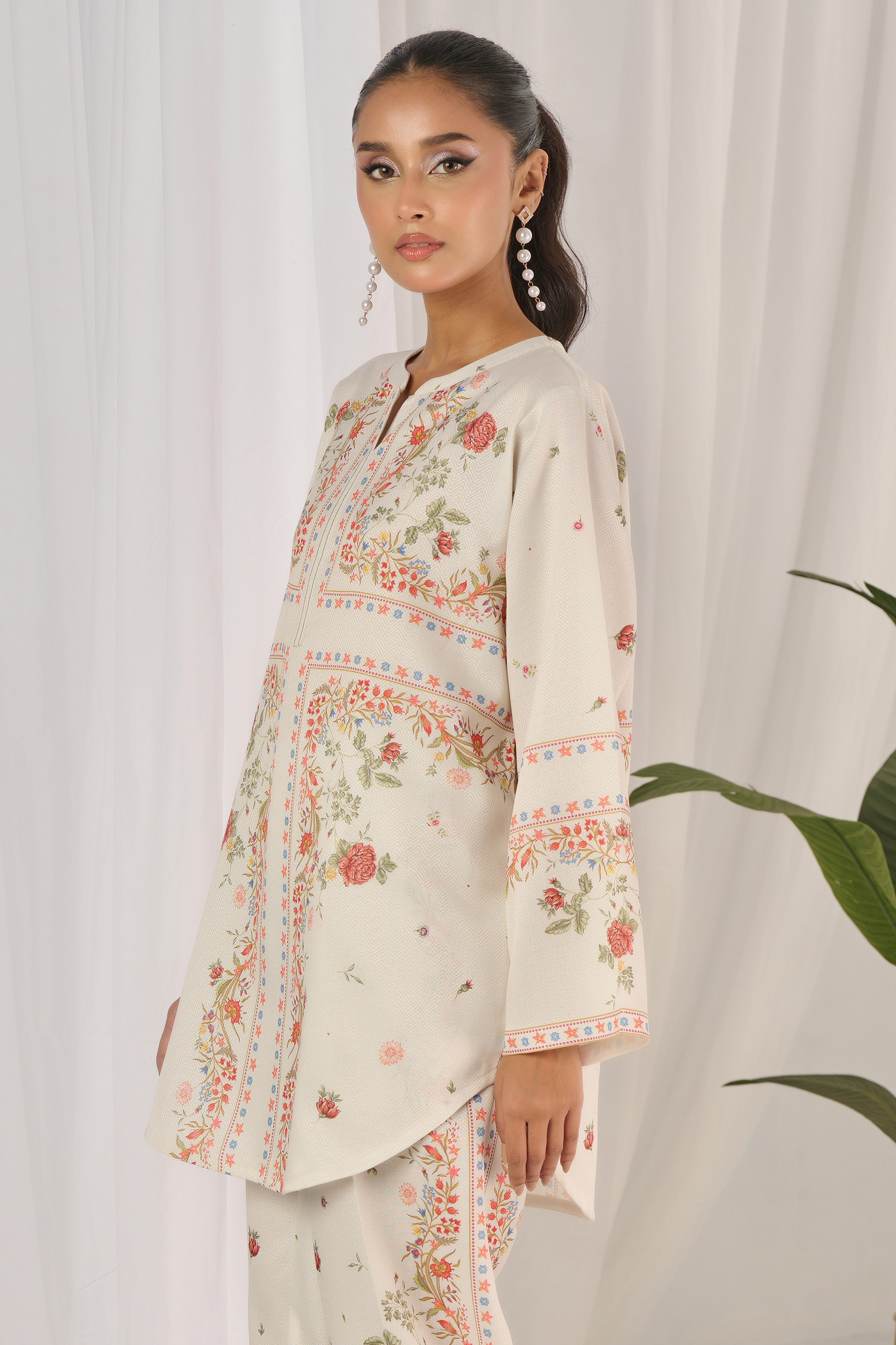 Floral Printed Stitched Co-ord Set – Off-White Perfection Y-58