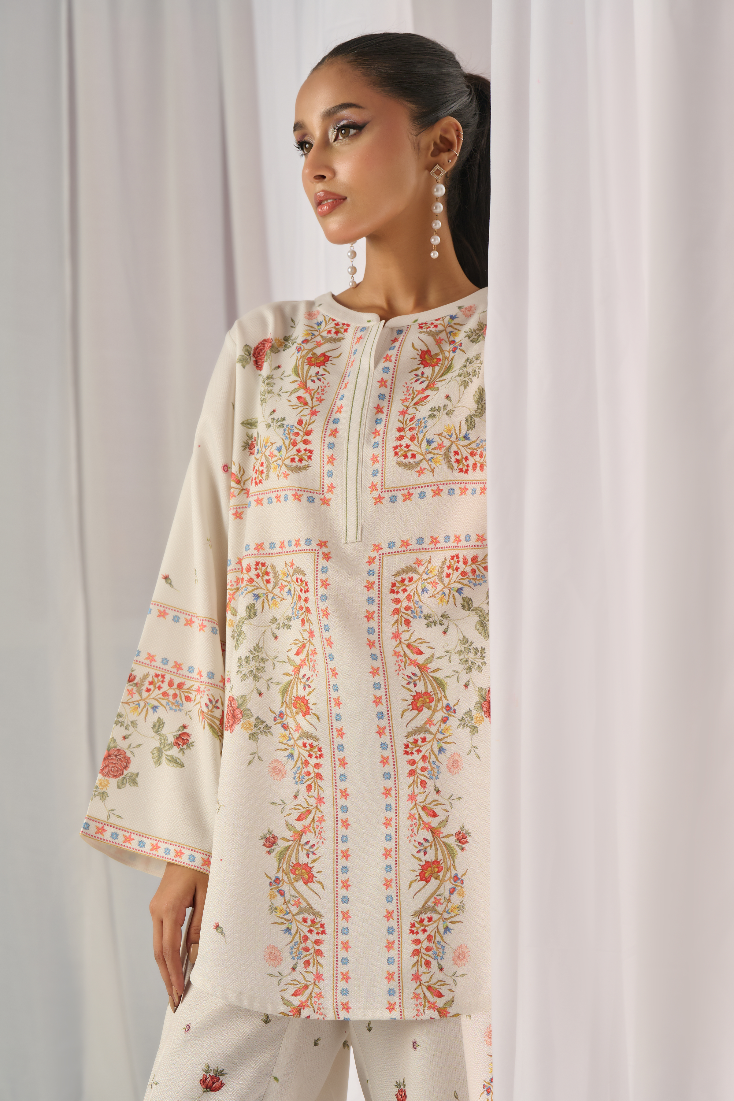 Floral Printed Stitched Co-ord Set – Off-White Perfection Y-58