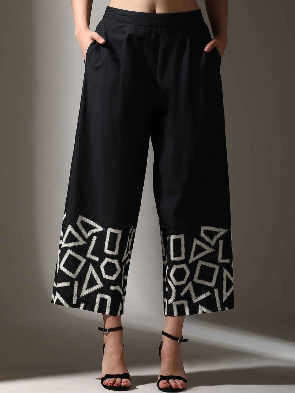 Noir Geometry Co-Ord Set – Premium Lawn Y84