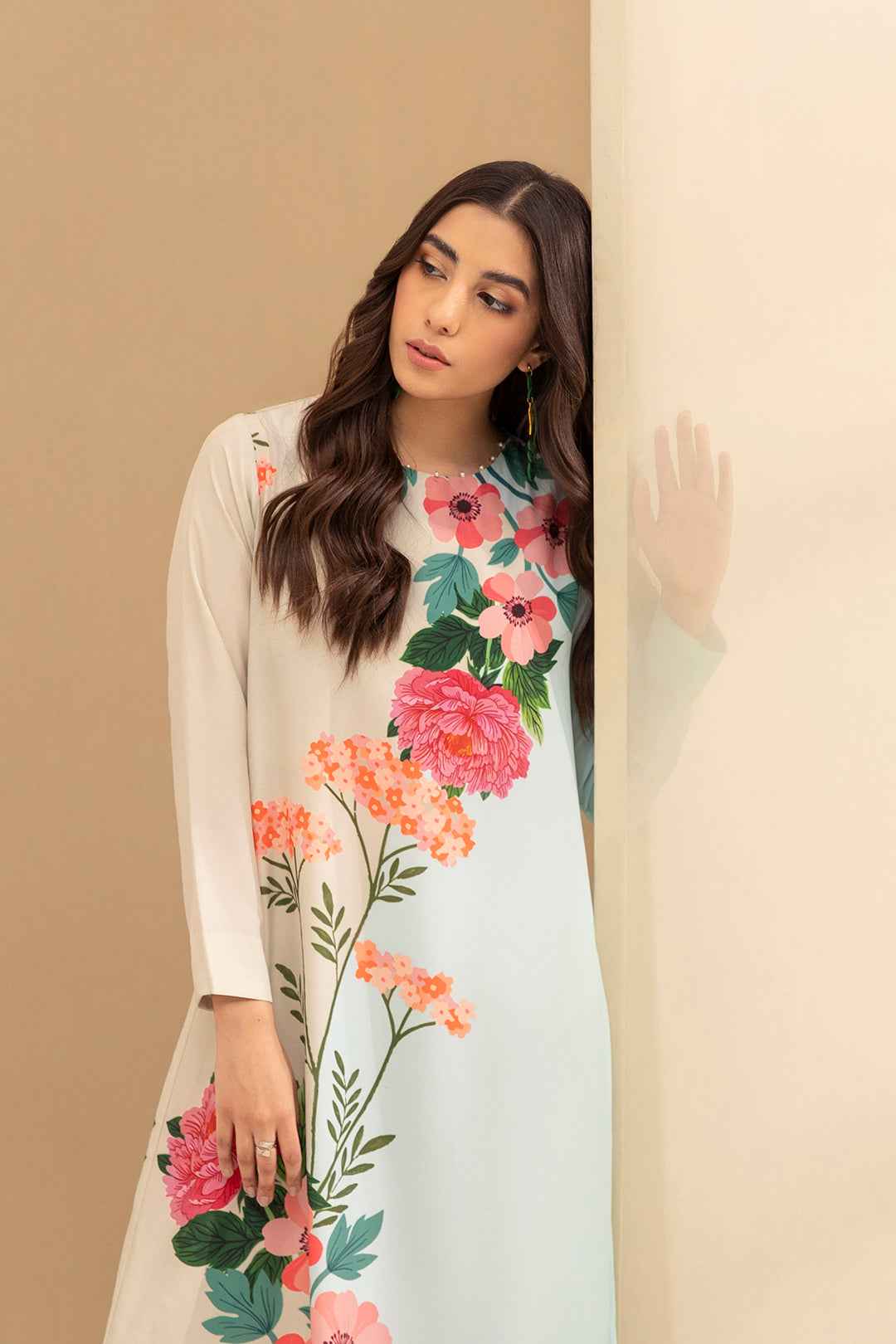 Floral 2-Piece Digital Printed Stitched Suit – YL-10