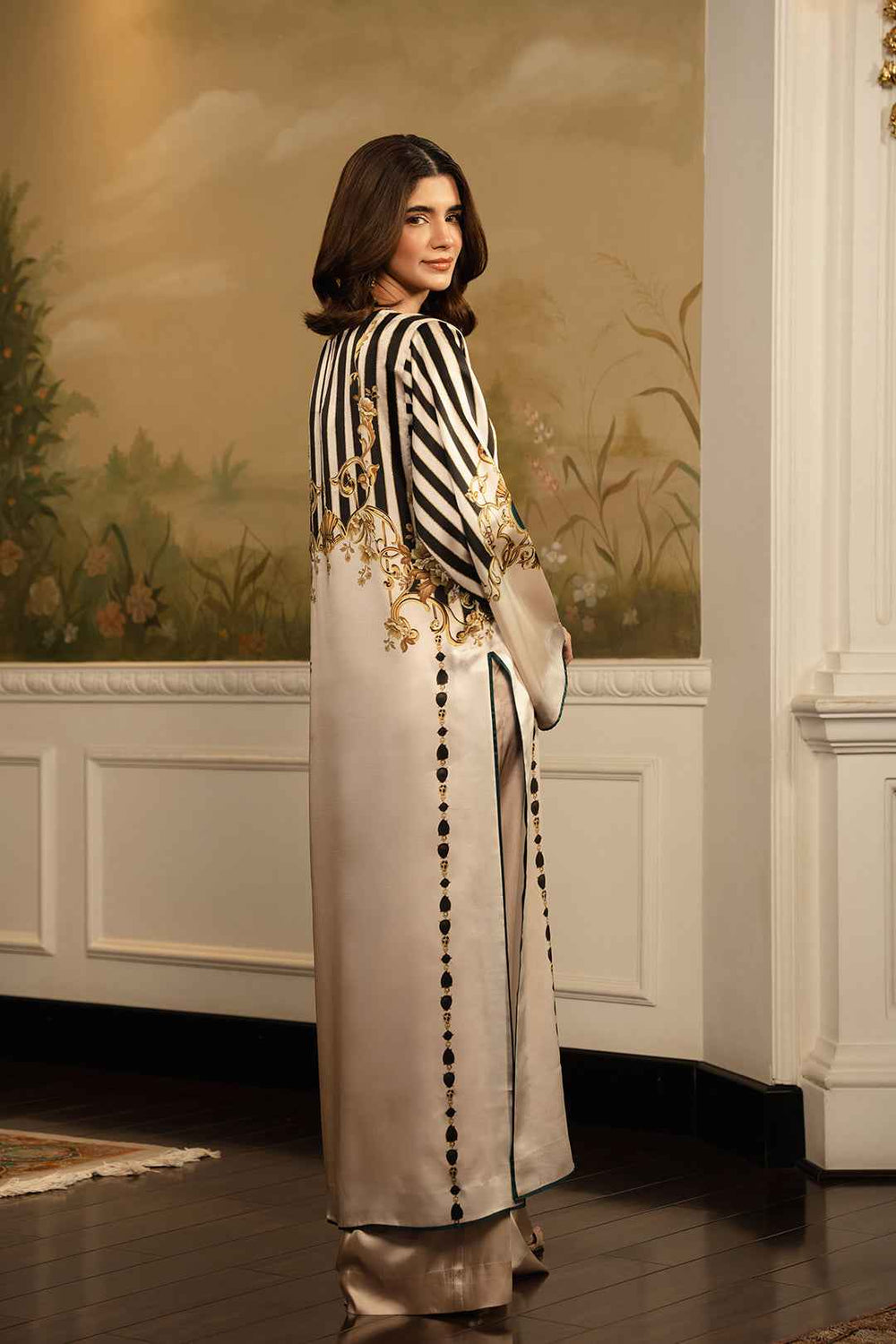 Regal Noir Stitched Set – Handworked Luxe 2-Piece Set YL 34